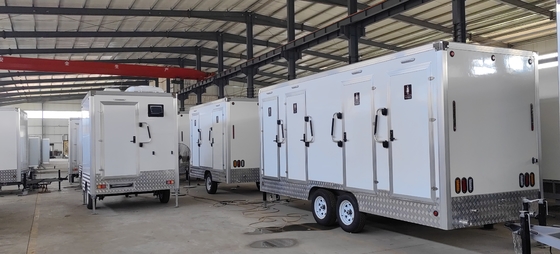 Luxury 4 Stall Mobile Toilet Trailer / Переносные прицепы для туалетов