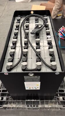 Скидка 50% на заказные свинцово-кислотные аккумуляторы 48В 600Ач для вилочных погрузчиков HELI CPD20 с разъемом REMA160